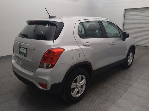 Used 2017 Chevrolet Trax LS image 9