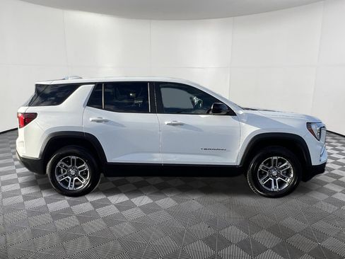 Used 2026 GMC Terrain Elevation AWD/4WD image 7