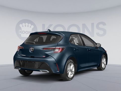 Used 2020 Toyota Corolla SE FWD image 2