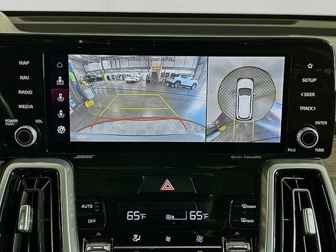 Used 2022 Kia Sorento SX Prestige w/ Rust Color Package AWD/4WD image 17