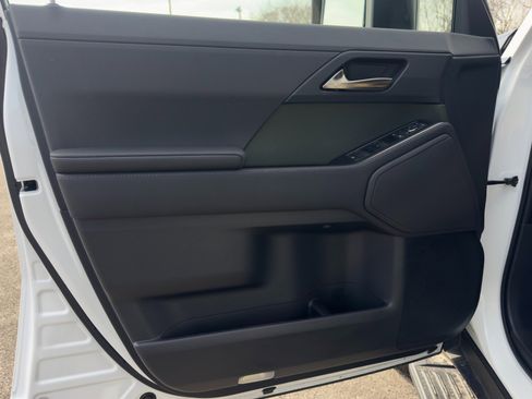 Used 2025 Lexus GX 550 AWD/4WD image 47