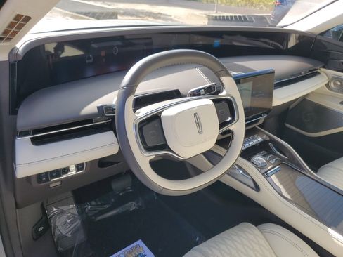 Certified 2024 Lincoln Nautilus Black Label w/ Jet Appearance Package (87T) image 13