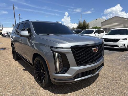 Used 2026 Cadillac Escalade Platinum Sport RWD image 4