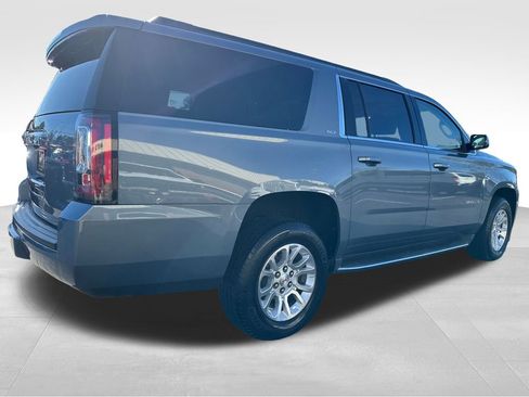 Used 2016 GMC Yukon XL SLT w/ Open Road Package image 5