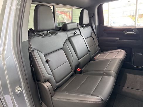 Used 2025 GMC Sierra 1500 Denali AWD/4WD image 45