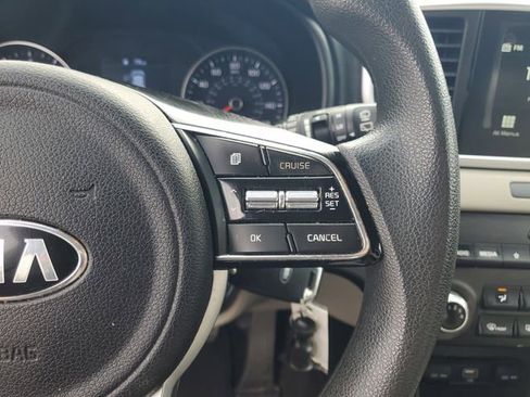 Used 2021 Kia Sportage LX image 17