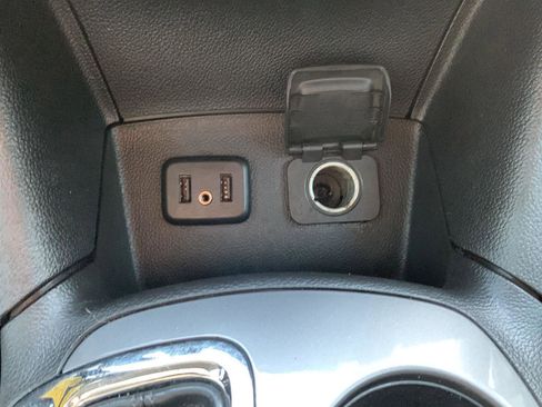 Used 2019 Chevrolet Cruze LS w/ LS Convenience Package image 9