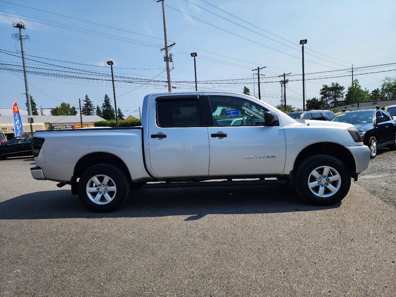 Used 2014 Nissan Titan S AWD/4WD image 5