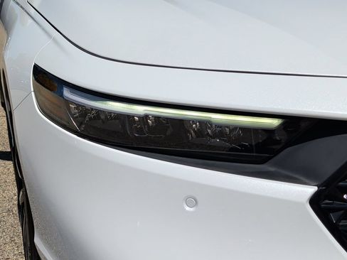 Used 2025 Honda Accord Touring image 42