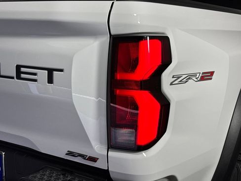 Certified 2023 Chevrolet Colorado ZR2 w/ ZR2 Convenience Package III AWD/4WD image 54