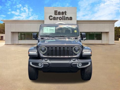 New 2025 Jeep Gladiator Sport w/ Premium Package image 8