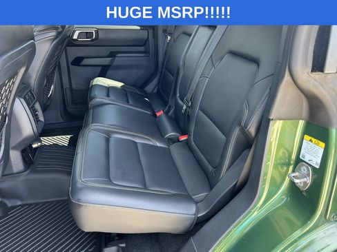 Used 2025 Ford Bronco Badlands w/ Sasquatch Package AWD/4WD image 11