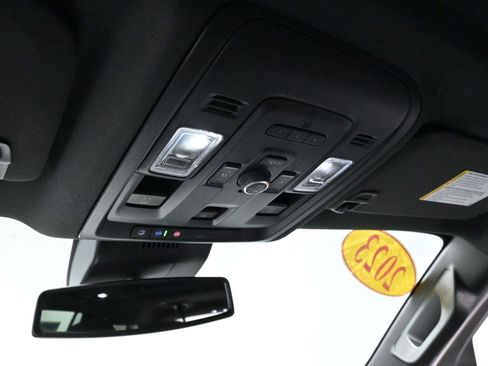 Used 2023 GMC Yukon XL AT4 w/ AT4 Premium Package image 27