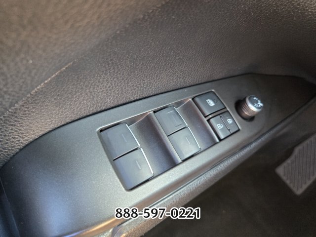 Used 2023 Toyota Camry XSE FWD image 33
