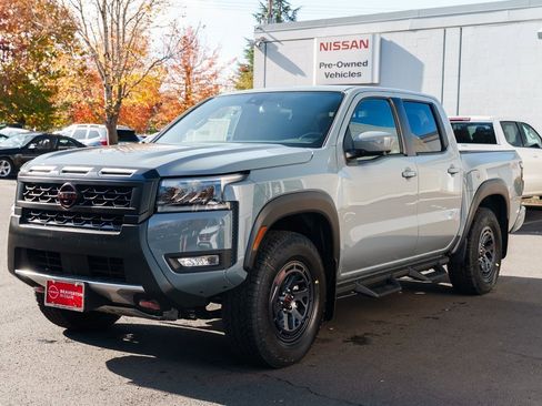 New 2026 Nissan Frontier PRO-4X w/ Pro-4x Convenience Package image 3