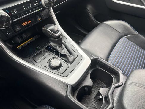 Used 2020 Toyota RAV4 XSE AWD/4WD image 29