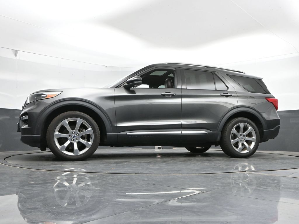 Used 2020 Ford Explorer Platinum w/ Premium Technology Package AWD/4WD image 46