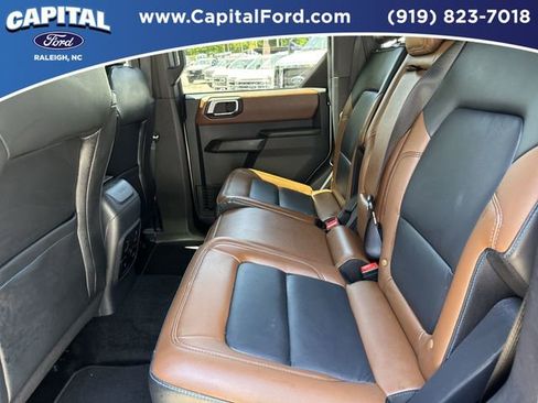 Certified 2024 Ford Bronco Outer Banks w/ Sasquatch Package AWD/4WD image 18