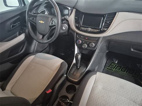 Used 2020 Chevrolet Trax LS w/ Tint and Cruise Package image 33