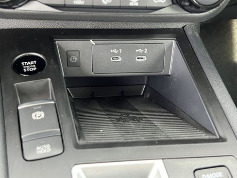 New 2026 Nissan Kicks SV image 10