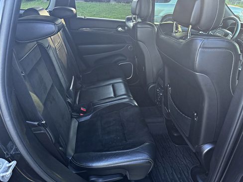 Used 2015 Jeep Grand Cherokee SRT AWD/4WD image 16