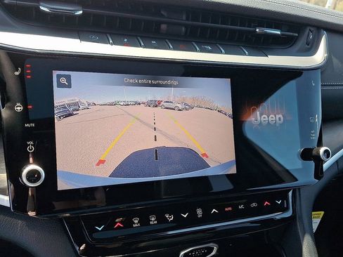 New 2026 Jeep Grand Cherokee Altitude AWD/4WD image 15