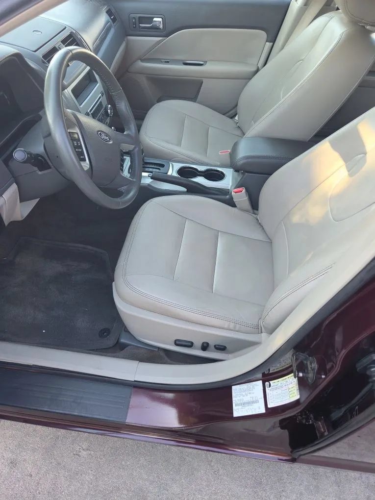 Used 2011 Ford Fusion SEL w/ 301A Rapid Spec Order Code FWD image 11