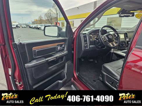 Used 2018 RAM 1500 Laramie w/ Convenience Group image 17
