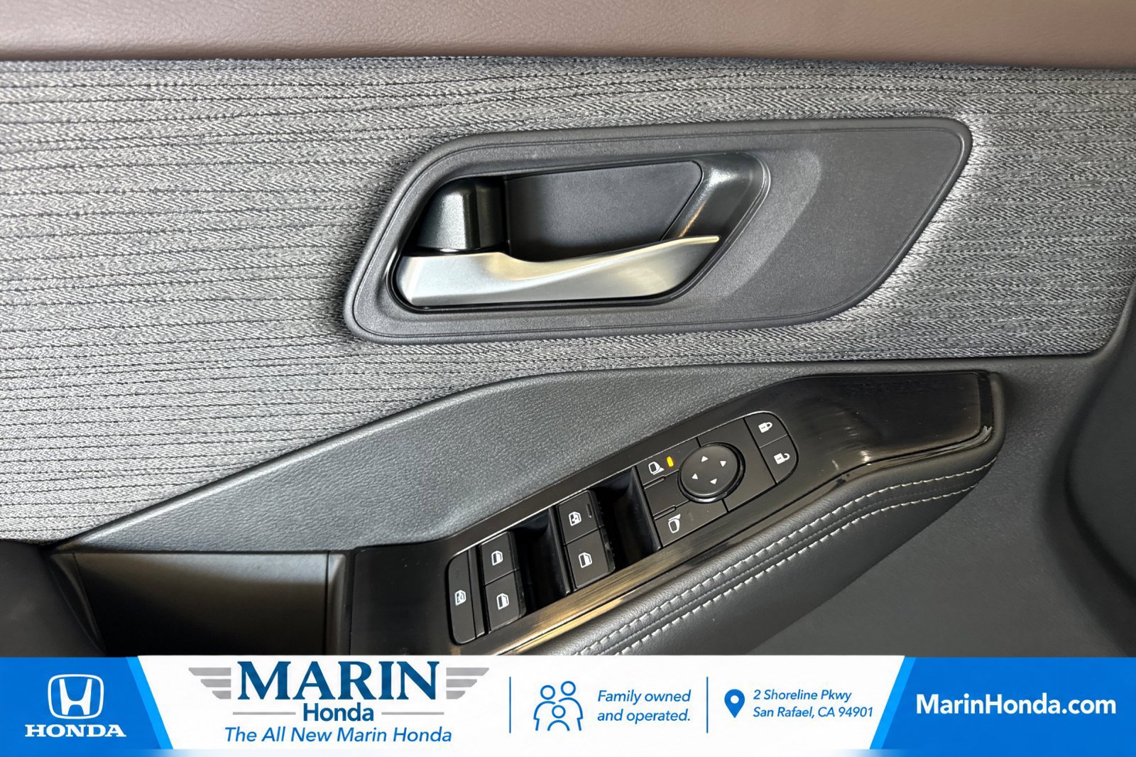 Used 2023 Nissan Rogue SV FWD image 11