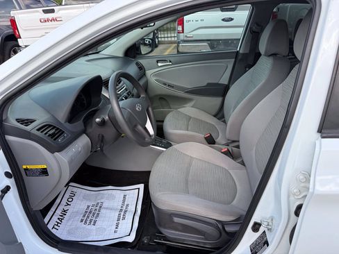 Used 2017 Hyundai Accent SE FWD image 7