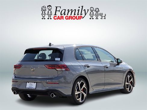 New 2025 Volkswagen GTI SE image 4