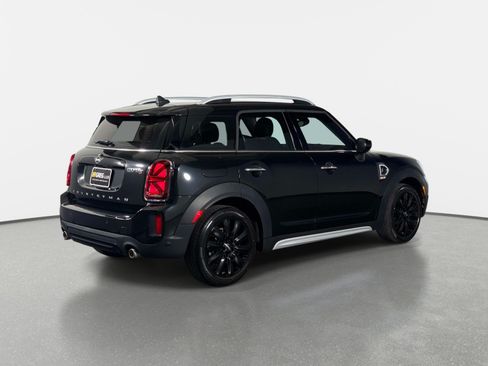 Used 2024 MINI Cooper Countryman S FWD image 3