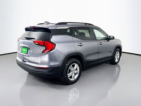 Used 2021 GMC Terrain SLE w/ Driver Convenience Package image 10