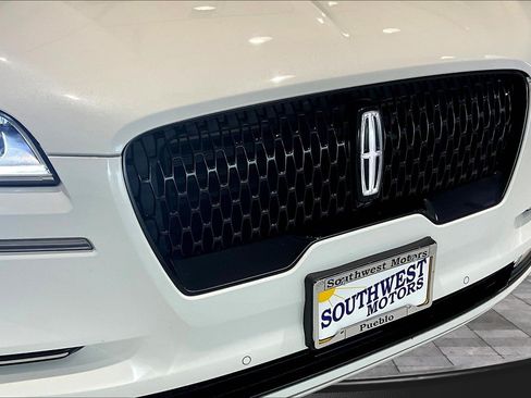 Used 2023 Lincoln Aviator Black Label w/ Jet Package AWD/4WD image 33