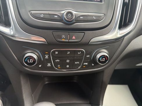 Used 2024 Chevrolet Equinox LT w/ LPO, Floor Liner Package AWD/4WD image 26