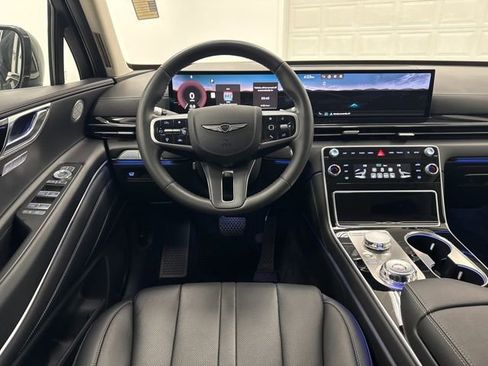 Used 2025 Genesis GV80 2.5T Standard image 23