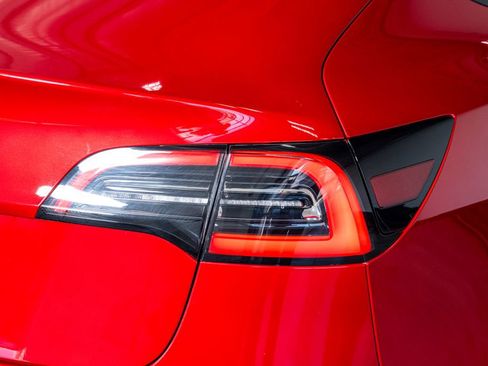 Used 2023 Tesla Model 3 Standard Range image 27