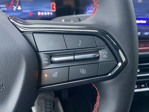 New 2026 Chevrolet Traverse RS image 13