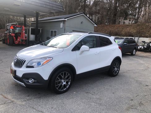 Used 2016 Buick Encore Sport Touring image 2