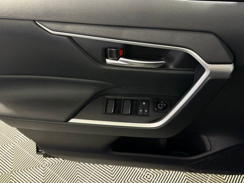 Used 2025 Toyota RAV4 XLE Premium image 25