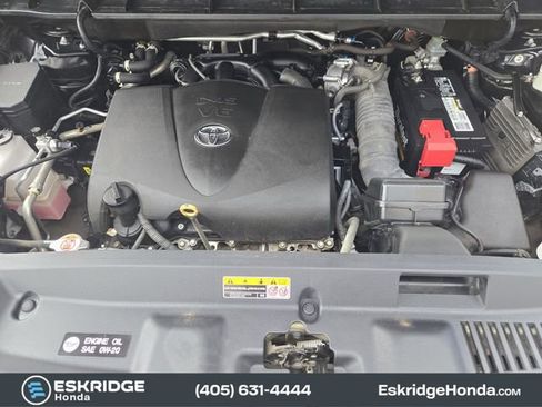 Used 2021 Toyota Highlander XLE image 34