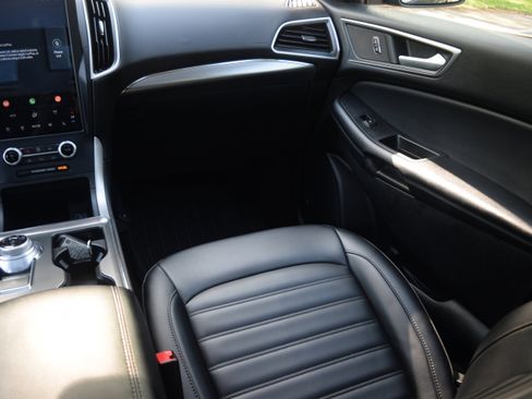 Used 2022 Ford Edge SEL w/ Convenience Package AWD/4WD image 14