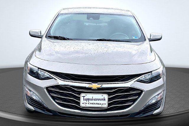 Used 2023 Chevrolet Malibu LT FWD image 2