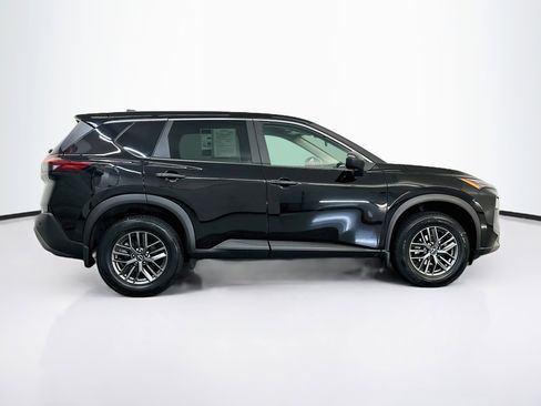 Used 2023 Nissan Rogue S AWD/4WD image 10