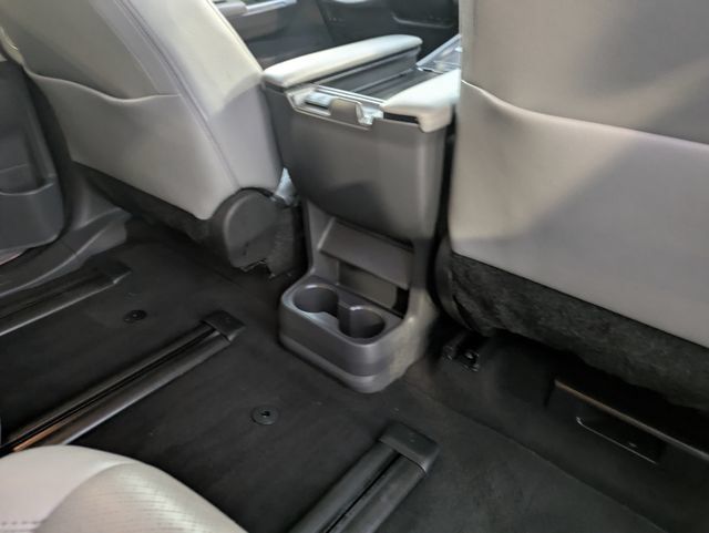Used 2024 Toyota Sienna Limited FWD image 30