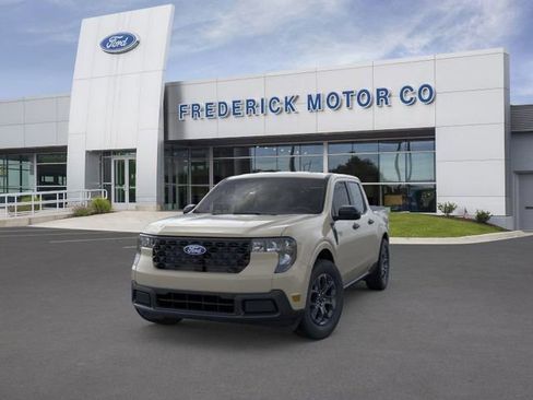 New 2025 Ford Maverick XLT w/ XLT Luxury Package image 2