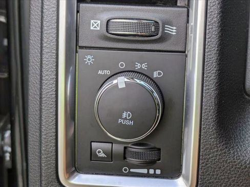 Used 2018 RAM 1500 Big Horn image 9