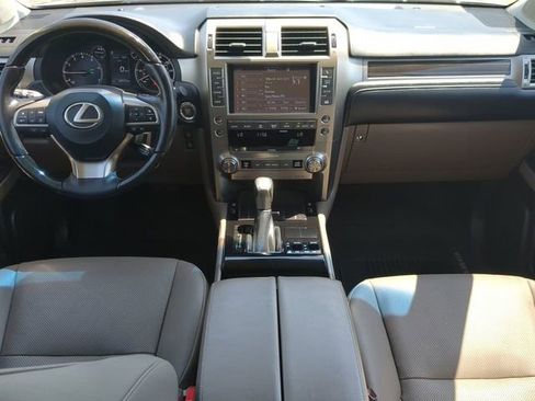 Used 2021 Lexus GX 460 Premium w/ Premium Package AWD/4WD image 13
