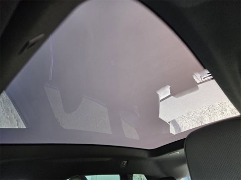 New 2026 BMW iX xDrive60 w/ M Sport Package image 26