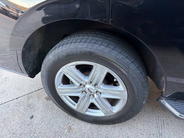 Used 2019 Ford Expedition XLT w/ Equipment Group 202A RWD image 11